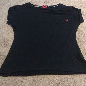 Women’s Nike black tee